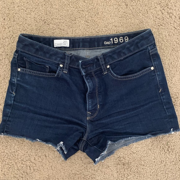 GAP Pants - Gap Jean Shorts - Size 27